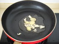 紫苏红烧鲳鱼的做法步骤6