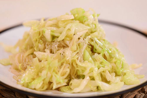 圆白菜炒粉丝的做法 圆白菜炒粉丝的家常做法
