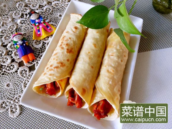 骨肉相连鸡蛋卷饼