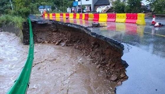 今年汛期湖北高速公路损失735.5万元 目前仍有40条客运班线停运