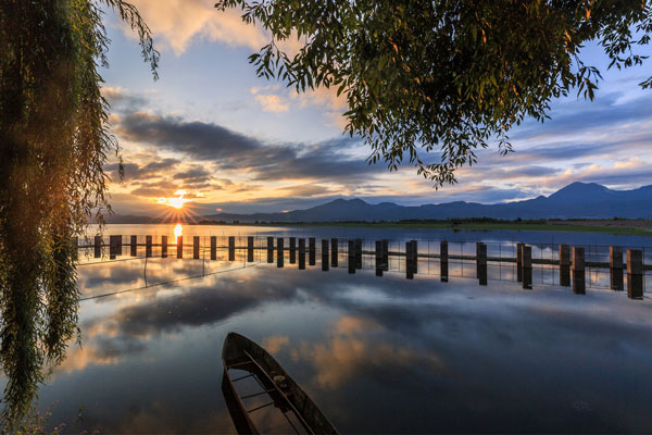 拉市海自由行怎么玩好 拉市海自由行攻略