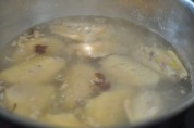 麻油香煎鸡翅的做法步骤2