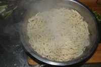 西红柿鸡蛋拌面的做法步骤9