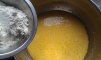 酸奶提子蛋糕的做法步骤7