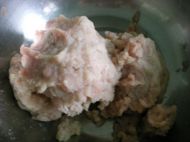 鲜美鱼肉水饺的做法步骤1