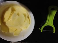 微波无油薯片的做法步骤2