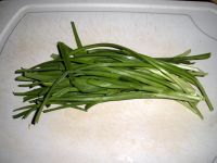 韭香包菜丝烩意面的做法步骤4