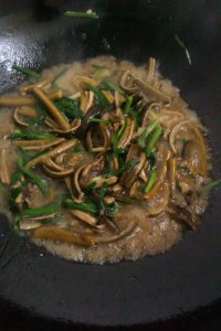 鳝鱼炒韭菜的做法步骤7