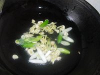 黄酒焖大虾的做法步骤3