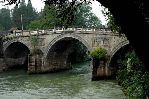 成都周边一日自驾游 成都自驾游去哪好