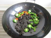橄榄菜炒鸡蛋的做法步骤8
