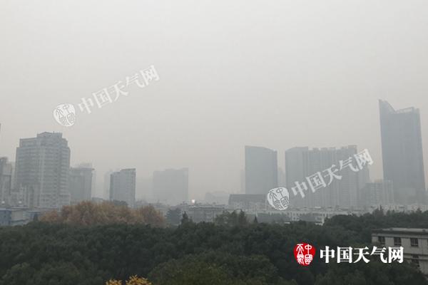 湖北大风雨雪降温来袭 降温明显武汉最高温将跌破10℃