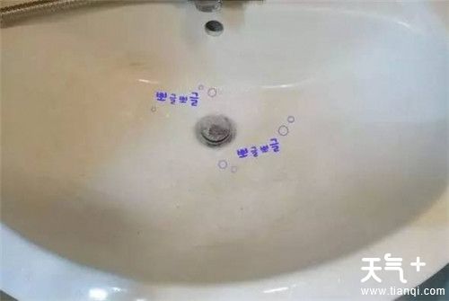 洗手台发霉如何处理  洗手台发霉发黄怎么办
