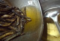 香椿煎泥鳅的做法步骤7