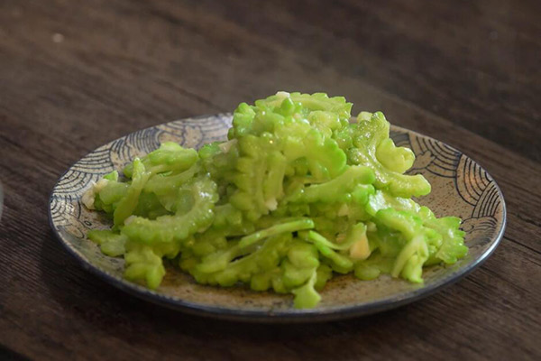 清炒苦瓜的家常做法 清炒苦瓜怎么做好吃