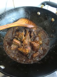 腐乳酱烧鲅鱼的做法步骤10