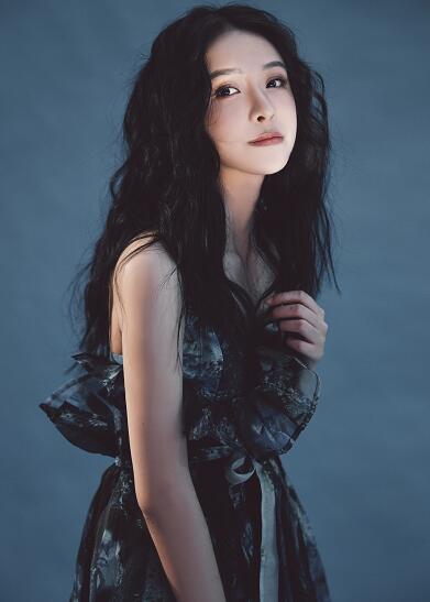 快女喻佳丽结婚是怎么回事 快女喻佳丽结婚是什么情况