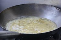 大蒜奶油意大利面的做法步骤5