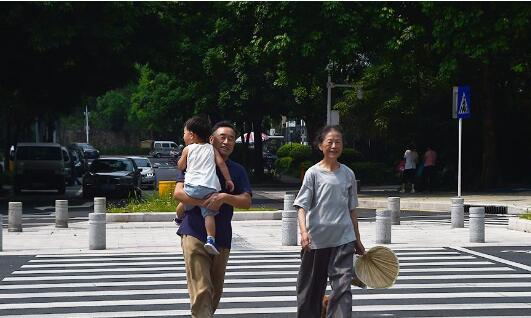 湖南发布森林火险黄色预警 未来一周晴好气温30℃以上