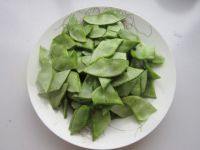 扁豆炒腊肠的做法步骤5