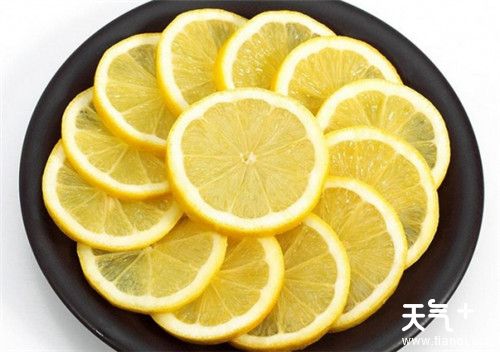 如何去除保温杯的水垢 学会这几个方法就够了