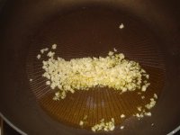 蒜蓉粉丝娃娃菜的做法步骤7