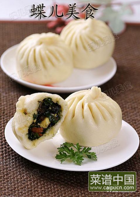 黑木耳韭菜鸡蛋包子