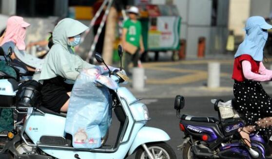 本周末广东雷雨天气频繁 大部市县气温均在35℃以上