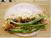 凉皮蔬菜卷的做法步骤8