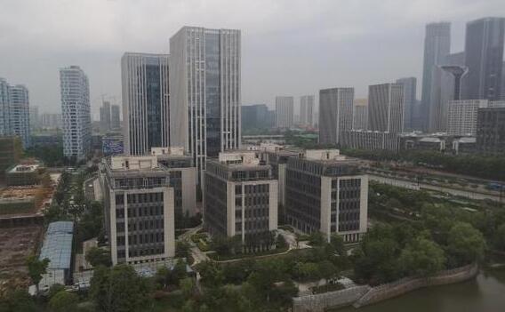 双休日浙江基本“泡”在雨里 杭州最高气温跌至23℃体感微凉