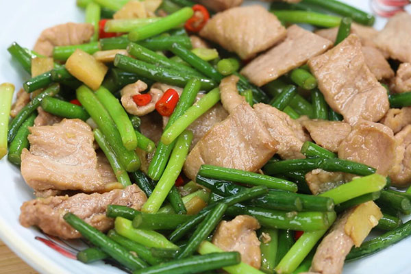 蒜薹炒肉的做法 蒜薹炒肉怎么炒