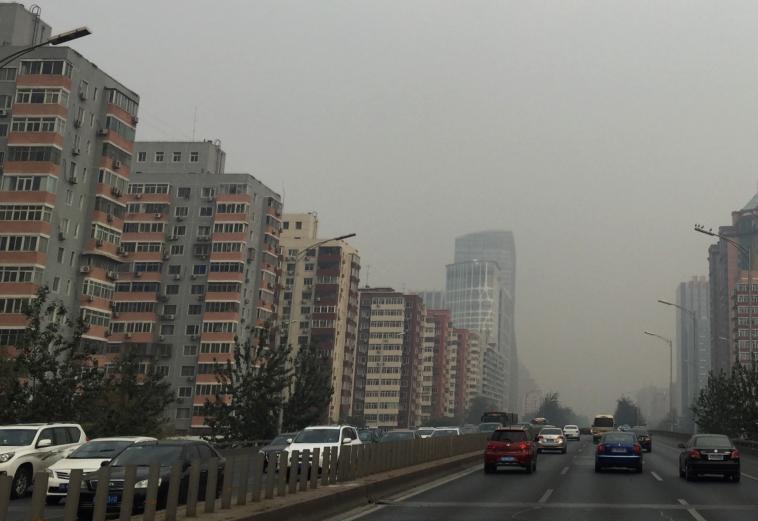 注意咯！北京今天阴有小雨最高13℃ 明天风力渐强有四五级北风
