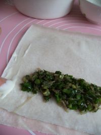韭菜素春卷的做法步骤10