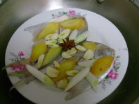 茄汁玉米鲳鱼的做法步骤5