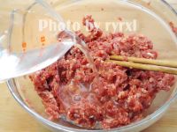 牛肉饺子的做法步骤8