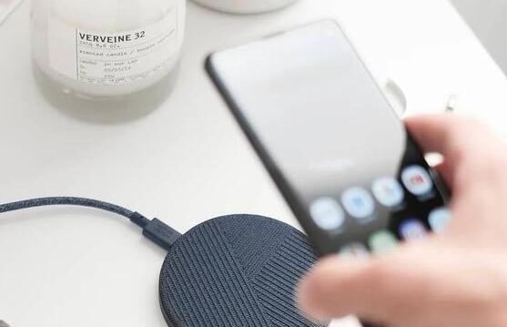 滑动关闭程序缩短iPhone电池寿命是真的吗 iPhone电池寿命有多久
