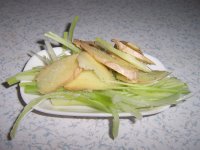 清蒸鲤鱼的做法步骤3
