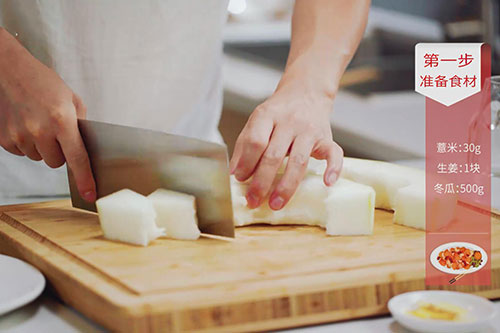 冬瓜薏米排骨汤的做法 冬瓜薏米排骨汤做法大全