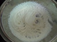 黄桃奶油木糠杯的做法步骤6
