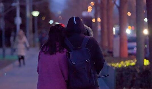 冷空气入境北京气温跌至7℃ 局地有降雨外出备好雨具