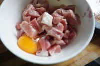 东北溜肉段的做法步骤2