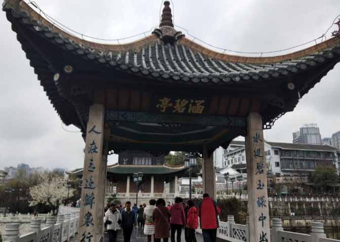 甲秀楼游玩攻略 甲秀楼好玩吗 甲秀楼游玩攻略 甲秀楼好玩吗