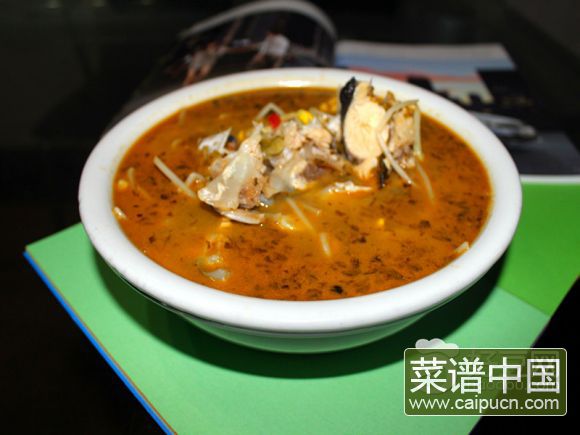酸菜鱼头汤