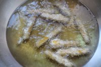 油炸南瓜酥条的做法步骤8