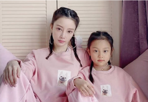 贾乃亮被曝新恋情