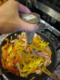 蘑菇鸡肉意面的做法步骤12