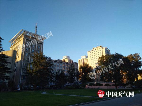 今晨北京最低温创下半年来新低 国庆假期气温有起伏