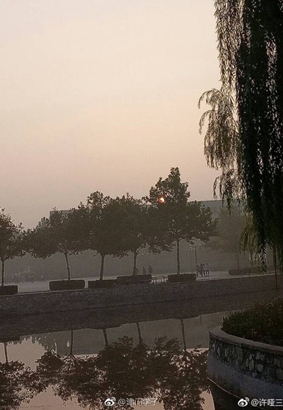 天津大雾一度致全部高速封闭 周末小雨来扰气温降