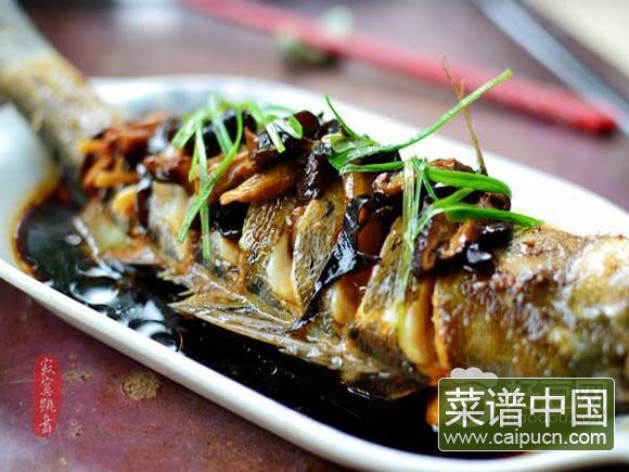 家蒸鲈鱼