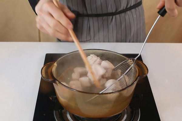 猪肉炖粉条的做法 猪肉怎么炖粉条